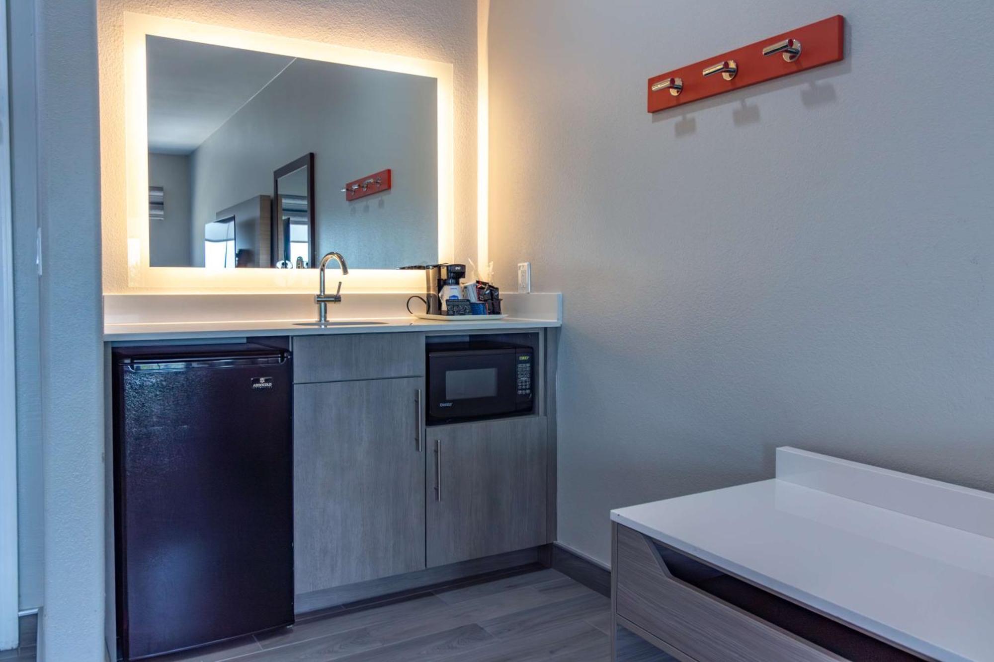 Hampton Inn & Suites Denton Esterno foto
