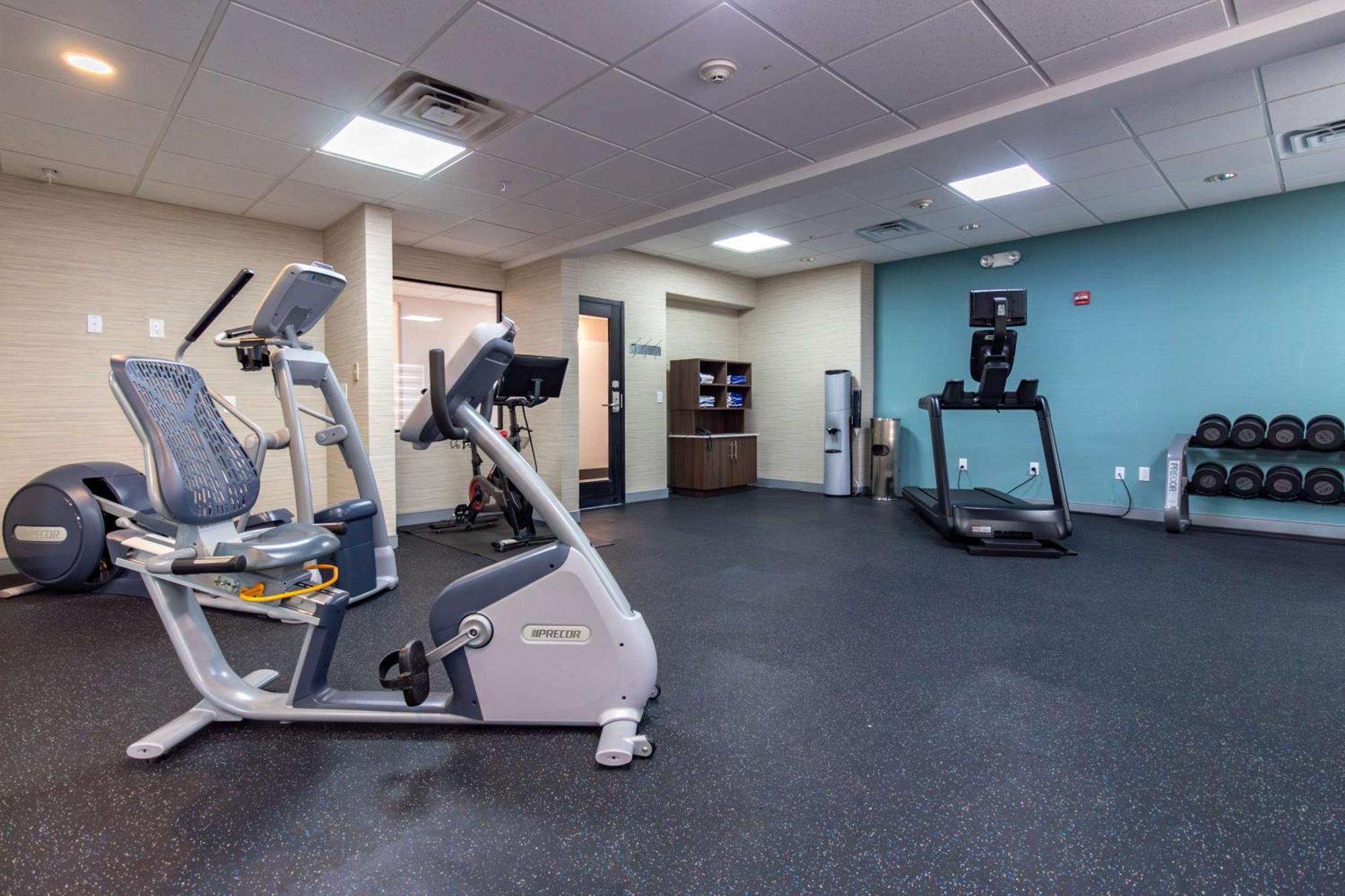 Hampton Inn & Suites Denton Esterno foto