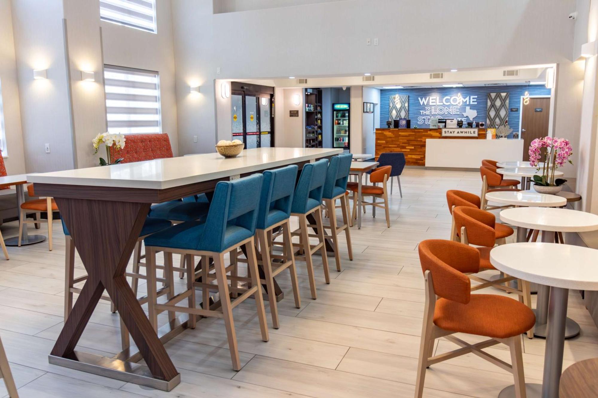 Hampton Inn & Suites Denton Esterno foto