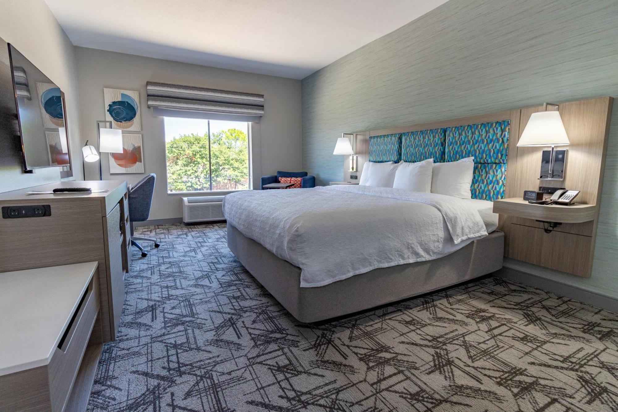 Hampton Inn & Suites Denton Esterno foto