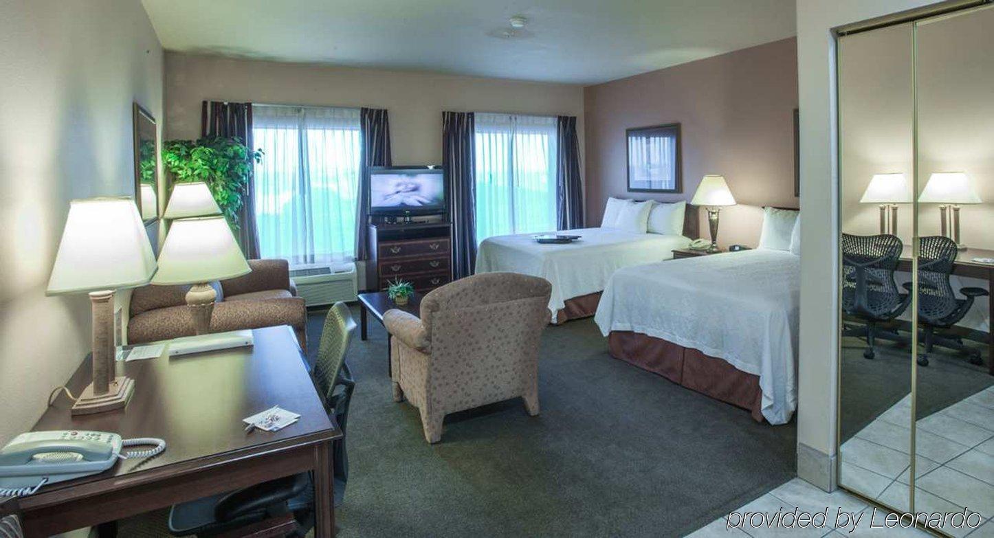 Hampton Inn & Suites Denton Esterno foto