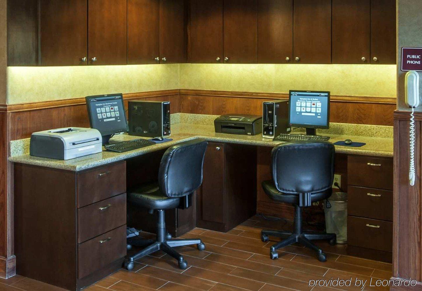 Hampton Inn & Suites Denton Esterno foto